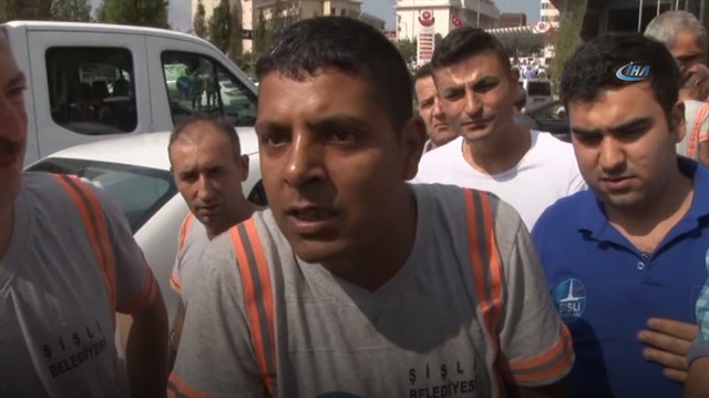 Aylardır maaşlarını alamayan işçiler Şişli Belediyesi önünde eylem yaptı