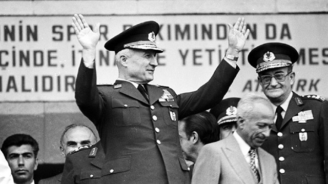 12 Eylül, idam, kötü muamele ve insan hakları ihlalleriyle zihinlerdeki yerini koruyor.