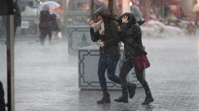 İstanbul için sağanak yağış uyarısı