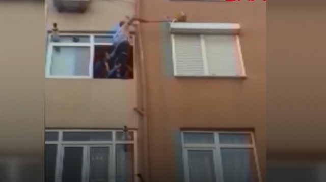 Kahraman zabıta 'helal olsun' dedirtti