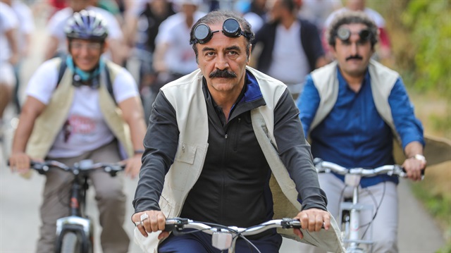 Yılmaz Erdoğan, Van'daki etkinliğe katılarak, Vizontele 3 için kolları sıvadıklarını söyledi.