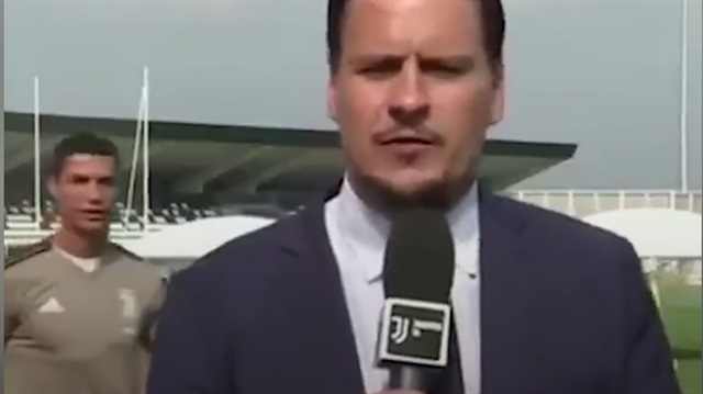Ronaldo spor muhabirlerini fena şakaladı