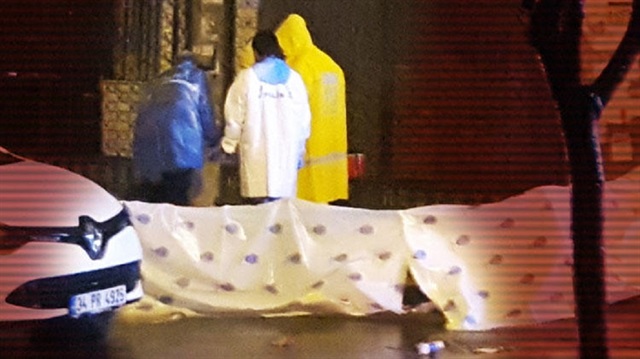Afgan genç boğazı kesilerek öldürüldü