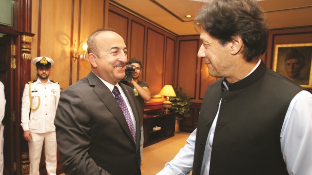 Dışişleri Bakanı Mevlüt Çavuşoğlu, Pakistan’a bir günlük resmi ziyarette bulundu.