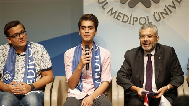 Dereceye giren öğrencilerin adresi olan İstanbul Medipol Üniversitesi başarısını bu yıl da tekrarladı