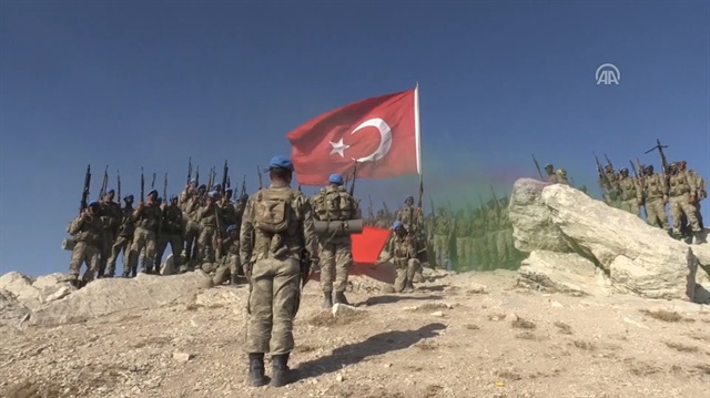 Komando andını Eğirdir semalarına haykırdılar