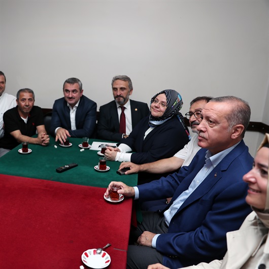 Cumhurbaşkanı Erdoğan'dan Kasımpaşa'ya sürpriz ziyaret