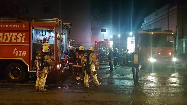 Esenyurtta 3 fabrikada yangın Esenyurtta 3 fabrikada yangın