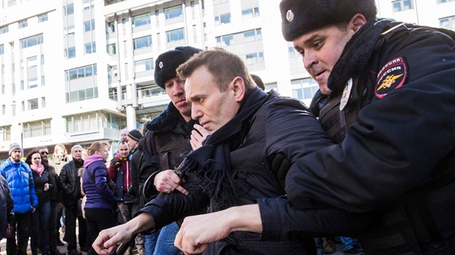 Rus muhalif Navalnıy yeniden gözaltına alındı