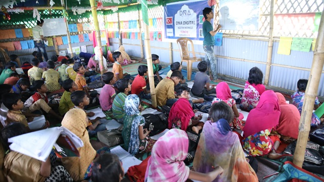 Sadakataşi Foundation opens learning center for Rohingya children