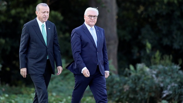German President Frank-Walter Steinmeier welcomes Turkish counterpart Recep Tayyip Erdoğan at the Bellevue palace in Berlin, Germany, September 28, 2018. 