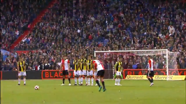 Van Persienin füzesi Feyenoorda 3 puanı getirdi