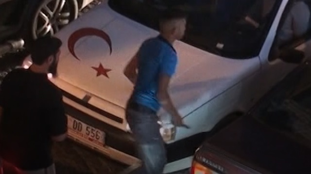 Trafikte bıçaklı yol tartışması