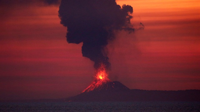 Anak Krakatau (Child of Krakatoa) volcano is seen from Japanese helicopter carrier Kaga at the Indian Ocean, Indonesia September 22, 2018. 