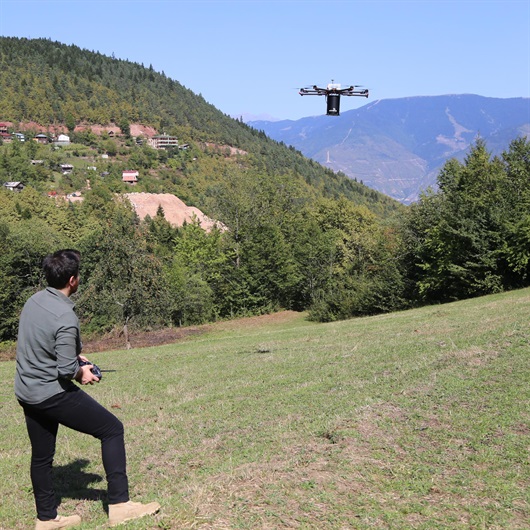 Drone teknolojisiyle ormana tohum ekildi
