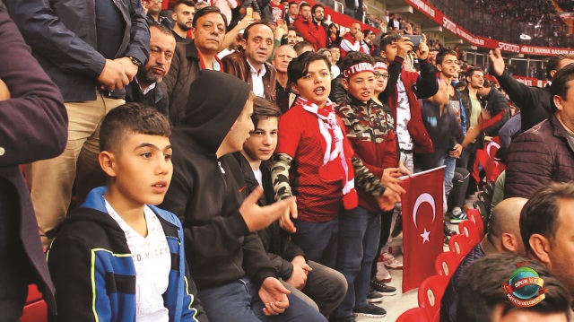 Çocuklar sporla gülümsedi