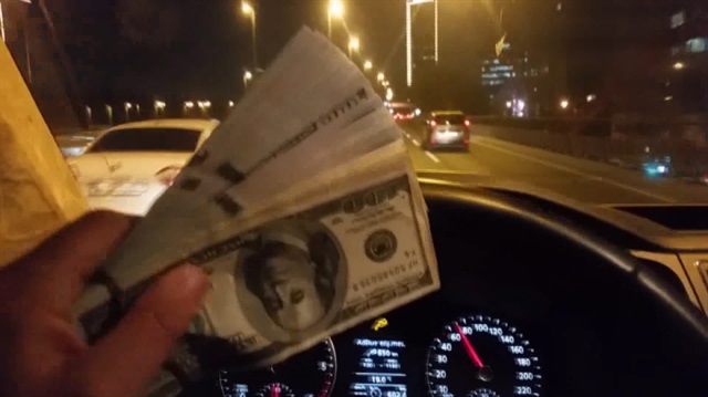 UBER şoförü: Dolarları sahibine teslim etmeden bu gece bana haram