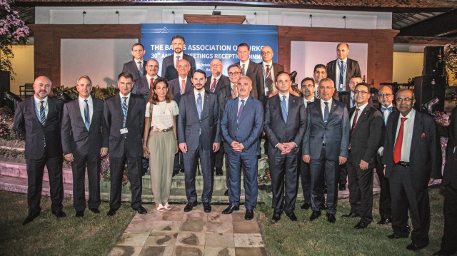 Bakan Albayrak’tan dünya finansına sunum