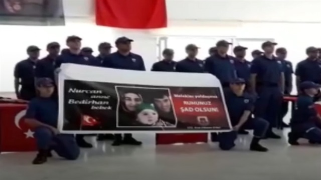 Şehit Bedirhan bebeğin babasına askerlerinden sürpriz