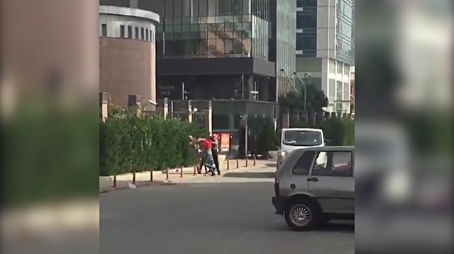 CHP'lilerden grev yapan adama meydan dayağı!