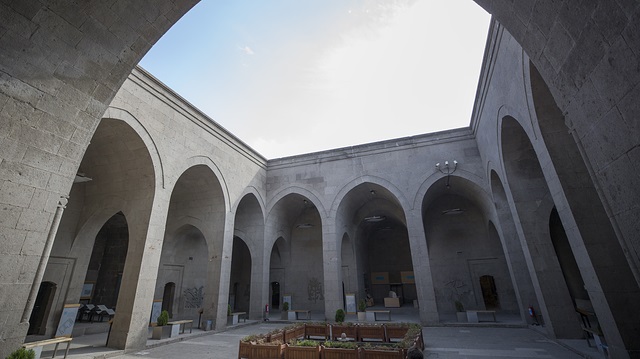 مدرسة من العهد السلجوقي بقيصري التركية تداوي جرحى السيف والحب معا