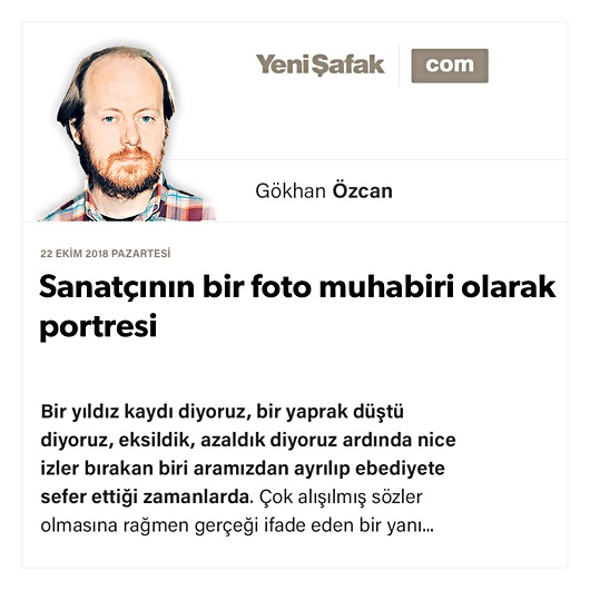 Sanatçının bir foto muhabiri olarak portresi