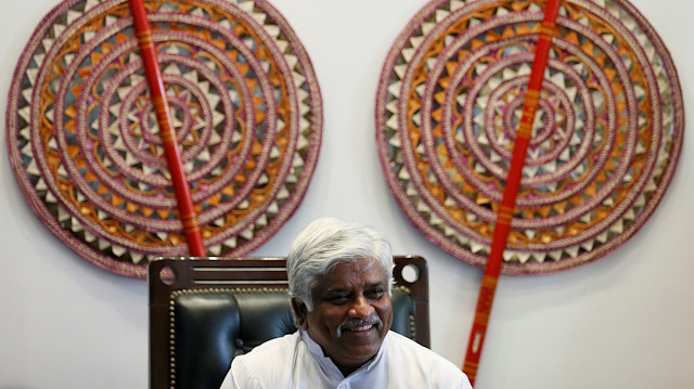 Arjuna Ranatunga, Sri Lanka's ports minister