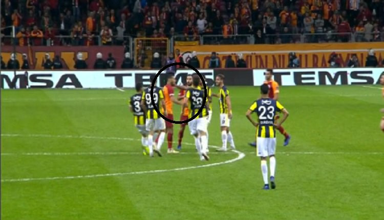 Derbi sonrasında yaşanan olayların en başında Jailson, Belhanda'ya tokat attı.