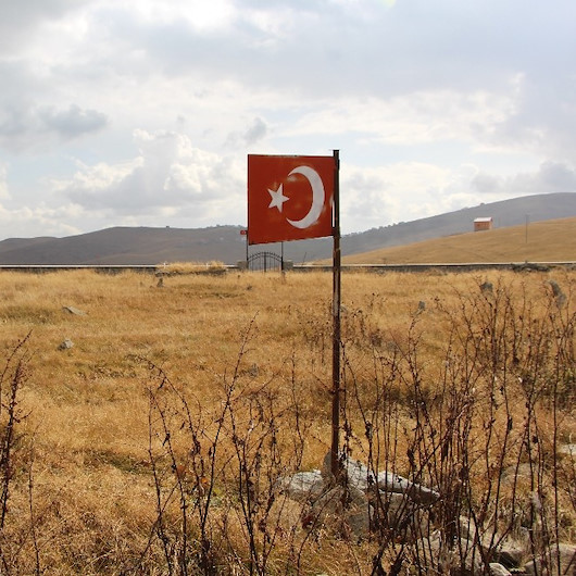 Yaylanın her yerinde bir şehit yatıyor