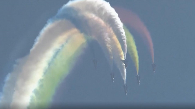 China's cutting-edge military equipment, aircraft highlighted at Zhuhai Airshow