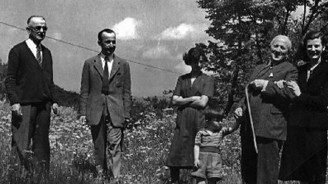 Fikret Ürgüp ve ailesi