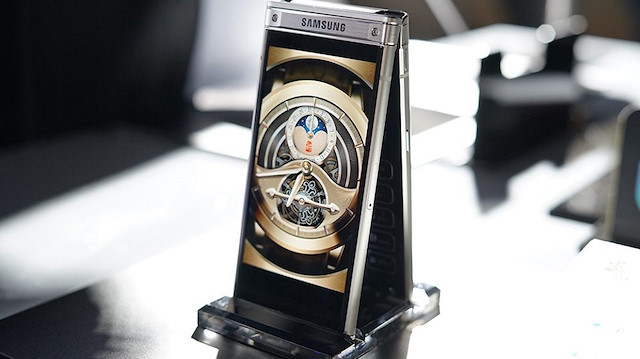Samsung Galaxy W2019