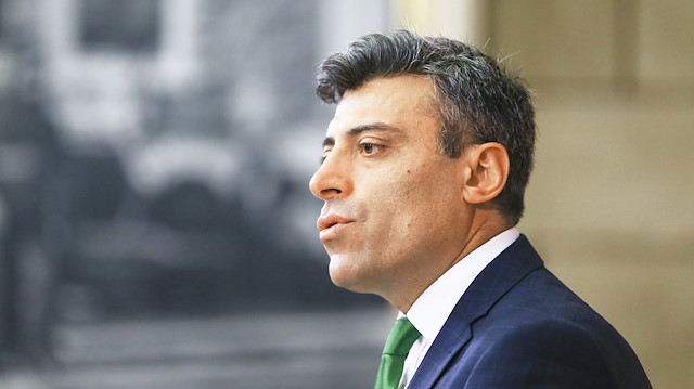 Öztürk Yılmaz'ın disipline sevk edilmesine neden olan "Türkçe ezan" tartışmaları devam ediyor.