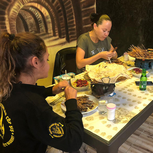 Çöp şiş rekorunu Rusya'dan gelen kadın kırdı