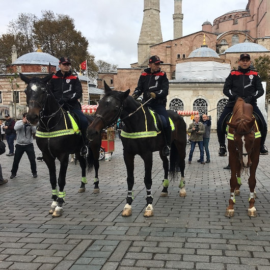 Atlı birlikler Sultanahmet'te