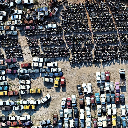 Yediemin otoparkları servet dolu mezarlığa döndü