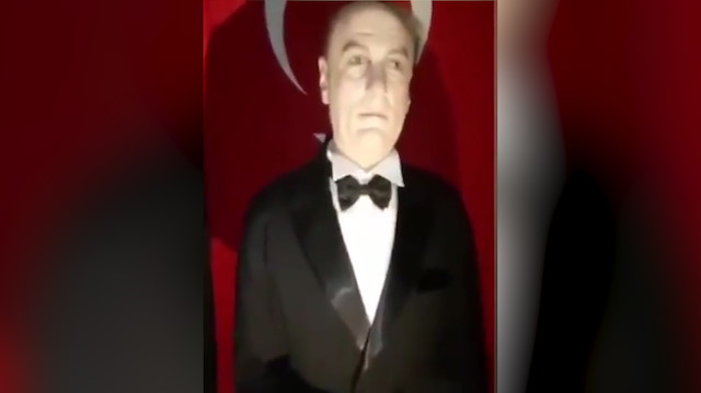 AVM'de Atatürk'e benzemeyen heykel