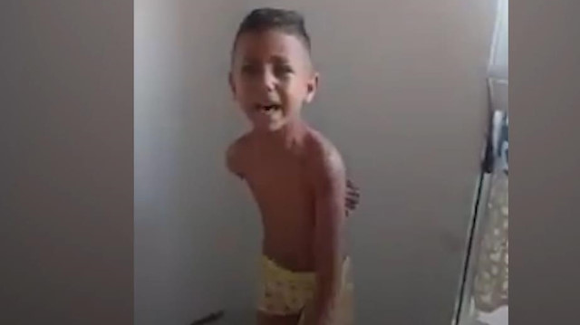 Vicdansız anne: Kocasından boşanmak için oğlunu acımasızca dövdü