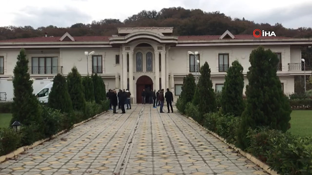 Turkish police inspecting villa in Yalova in Khashoggi investigation