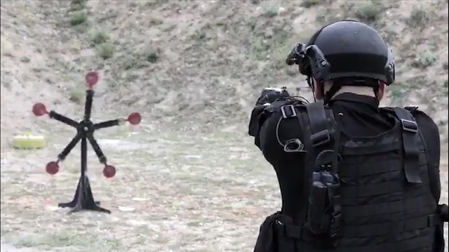 Jandarma'dan muhteşem 'atış' videosu: Attık, vurduk, övündük!