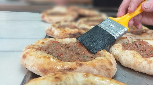 Bir oturuşta 10 tane yiyene bedava