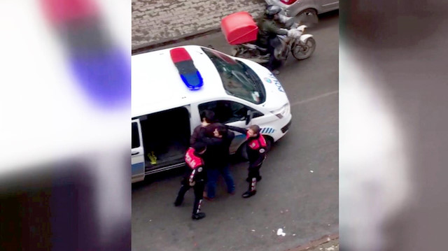 Tacizcilerin suçüstü yakalandığı anlar kamerada
