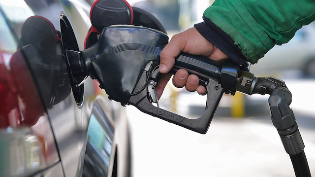 Motorinin rafineri çıkış fiyatına zam geliyor.