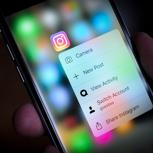 Amerika kafasını Instagram'a gömdü