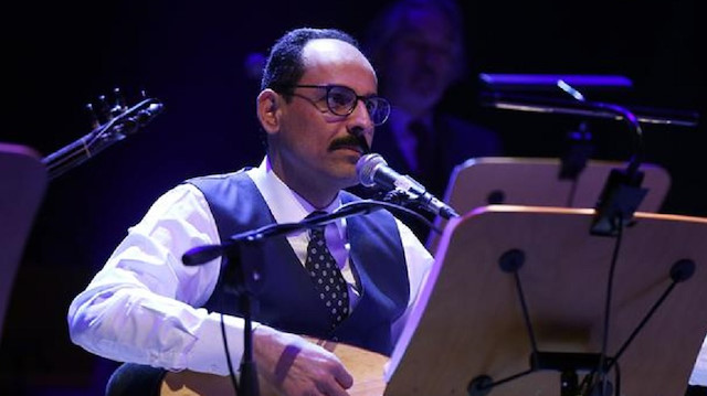 İbrahim Kalın ve Yavuz Bingöl birlikte türkü söyledi
