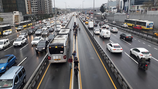 Metrobüs'te arıza