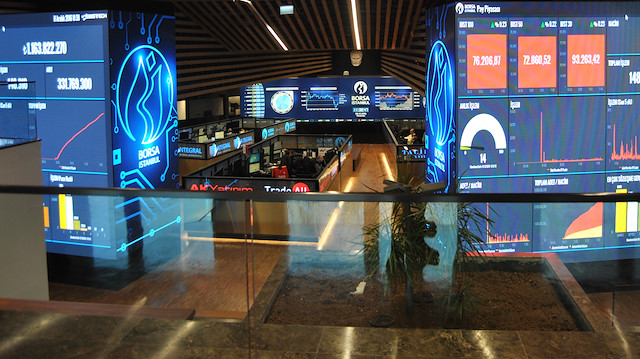 Teknik açıdan BIST 100 endeksinde 92.500 puanın destek, 95.500 puanın ise direnç konumunda olduğu açıklandı.