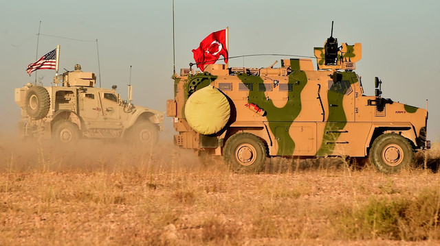 Türk ve ABD ordusu, Münbiç'te ortak devriye faaliyetini gerçekleştirmişti.