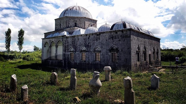 Kurşunlu Cami