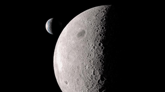 Çang'ı-5'i de gelecek yıl Ay'a yollamayı planlayan Çin, Mars'a ilk keşif aracını 2020'de gönderecek.